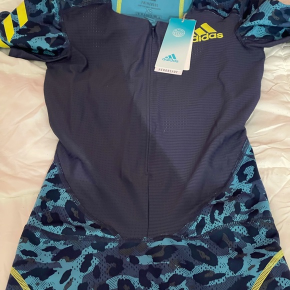 Men’s XS Adidas running suite - Picture 3 of 6